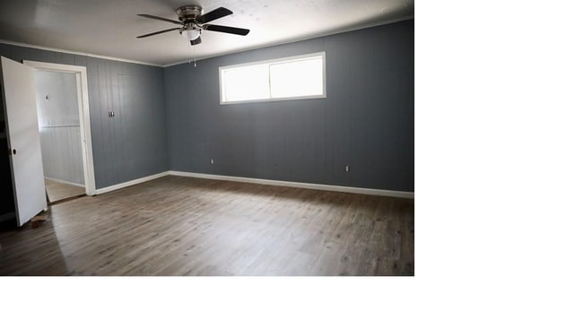 Building Photo - 1609 S Main St