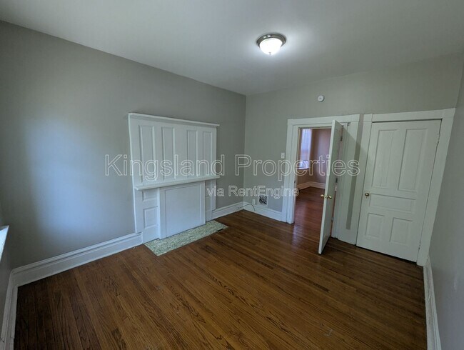Building Photo - 3020 Texas Ave