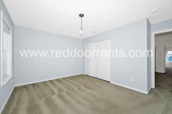 Building Photo - 7737 Solomon Dr