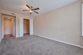 Building Photo - 7575 Kirby Dr