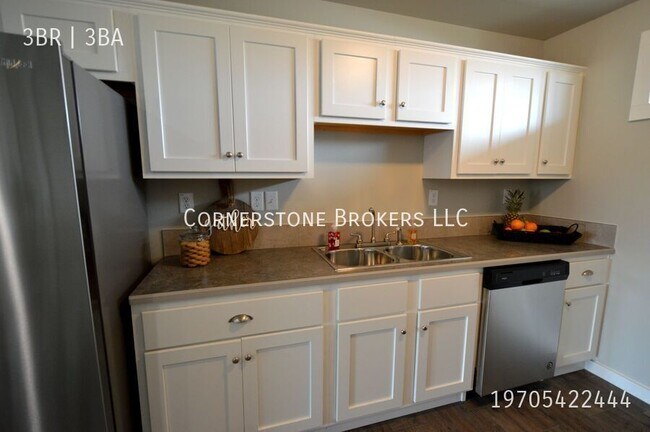 Building Photo - 1117 Hawthorne Ave