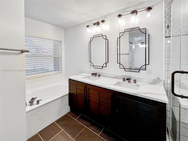 Building Photo - 841 Stanton Dr