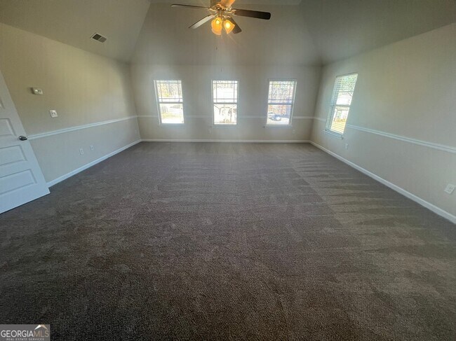 Building Photo - 130 Silver Peak Dr