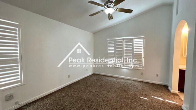 Building Photo - 8943 Cypress View Way