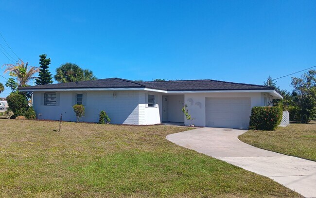 Primary Photo - 210 Delido Ct