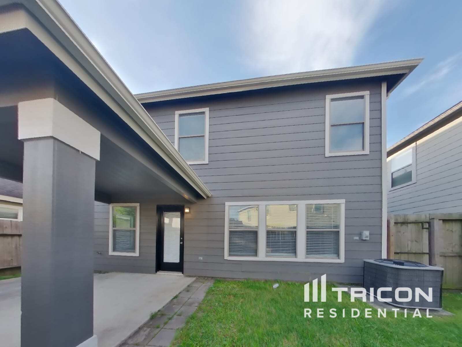 Building Photo - 15543 Liberty Cypress Ct
