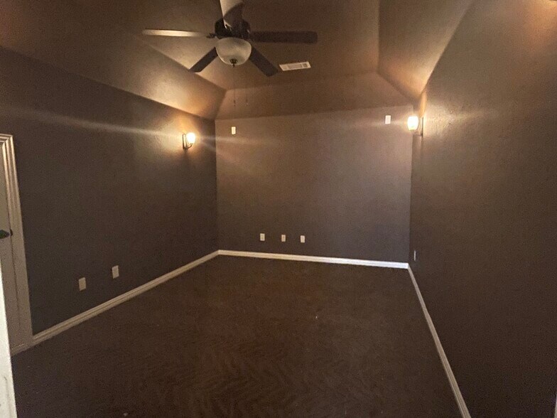 Media room with surround sound - 434 Needham Dr