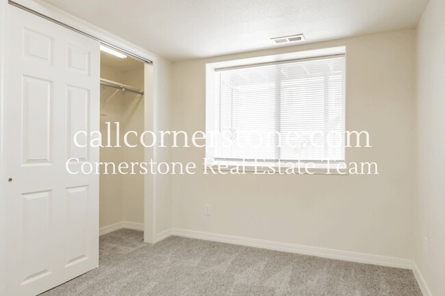 Building Photo - 4735 Malcom Ct