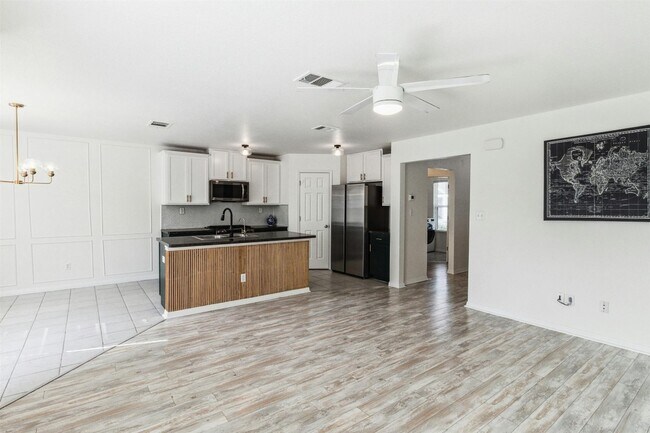 Building Photo - 137 Preston Trail