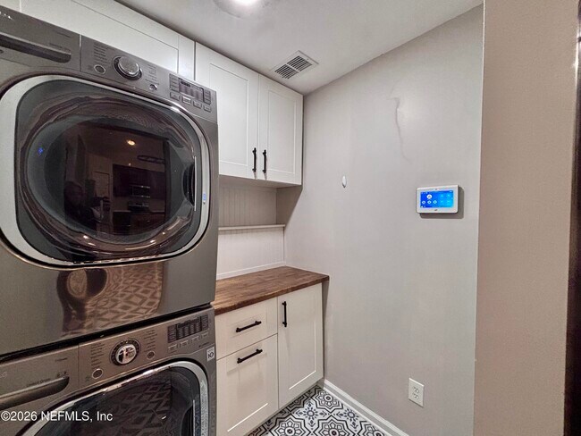 Building Photo - 1611 Heather Fields Ct