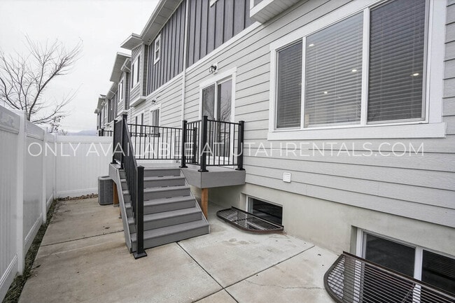 Building Photo - 626 W 1330 S