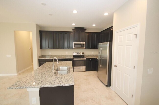 Building Photo - 11415 Acacia Grove Ln