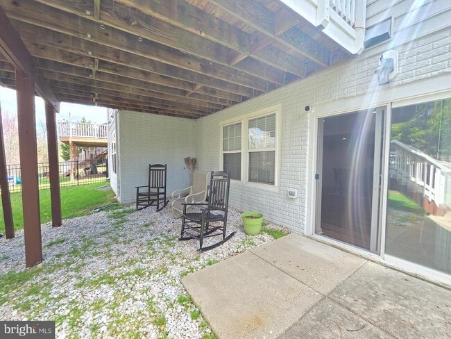 Building Photo - 2692 Cast Off Loop