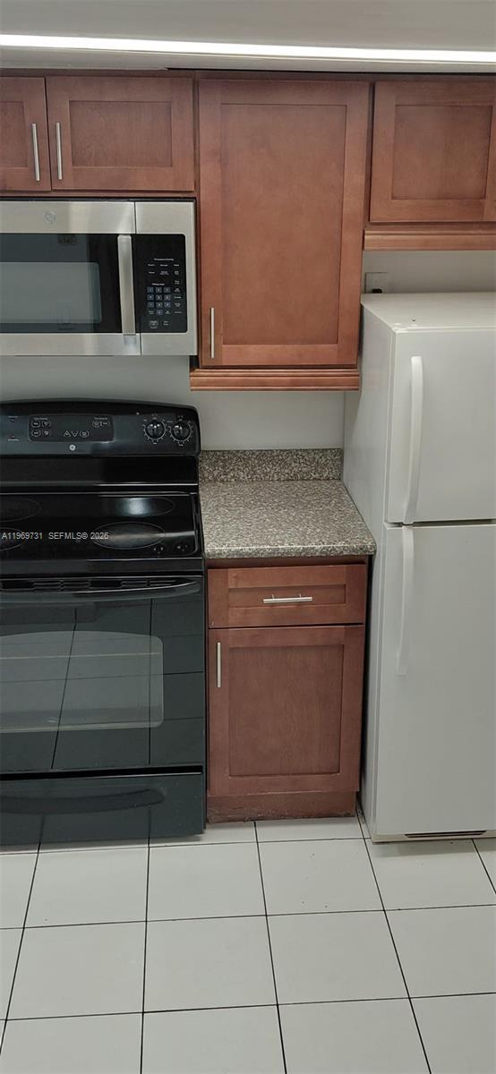 Building Photo - 140 NW 87th Ave