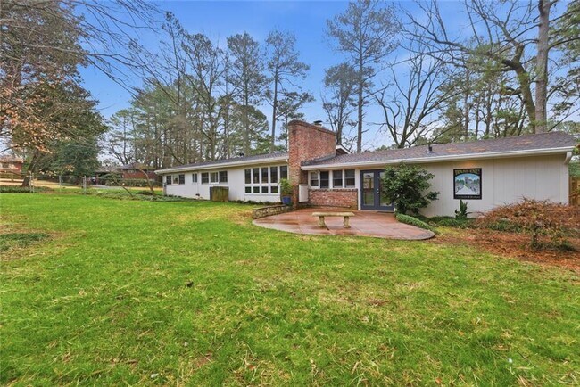 Building Photo - 3302 Wynn Dr