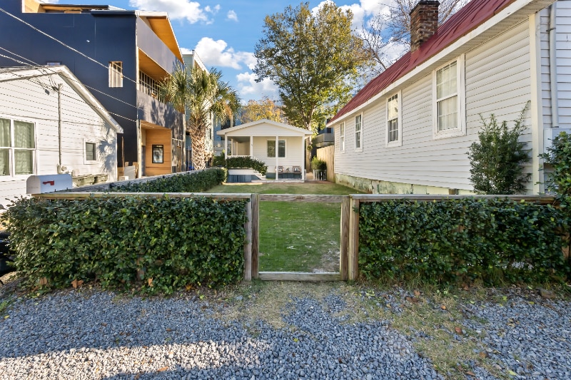 Building Photo - 4 Boyer Ct