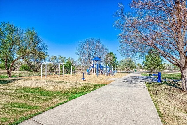 Building Photo - 2567 E 124th Pl