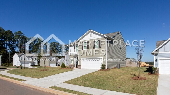 Building Photo - 144 Bandimere Pkwy