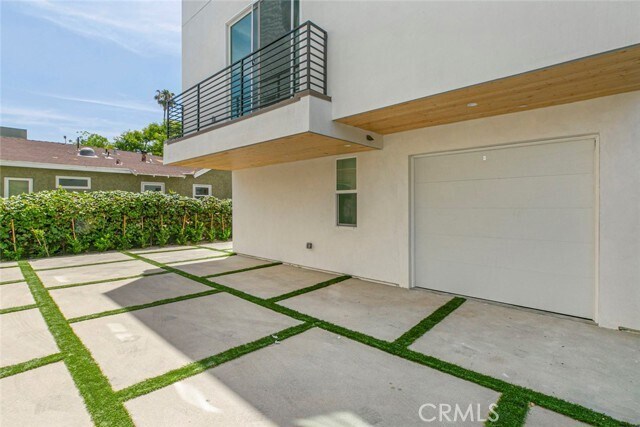 Building Photo - 10851 Otsego St