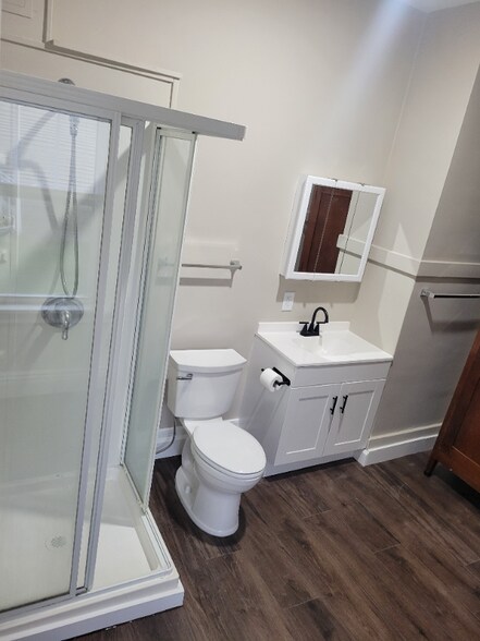 Building Photo - 282 Genesee St