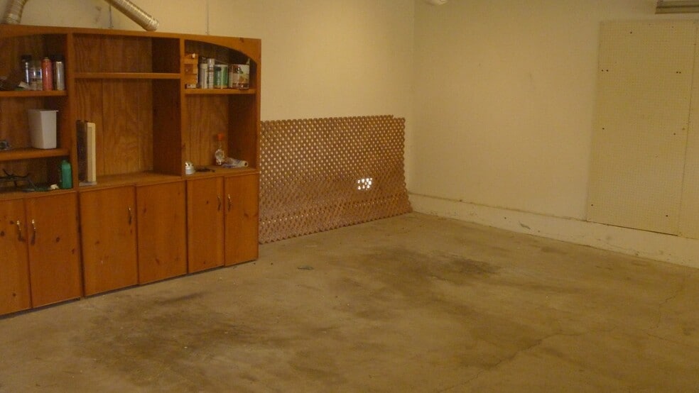 2-CAR GARAGE & LARGE STORAGE CABINET - 2106 Clark Ln