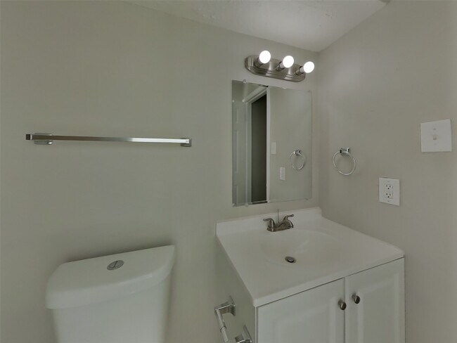 Building Photo - 12819 Enchanted Path Dr