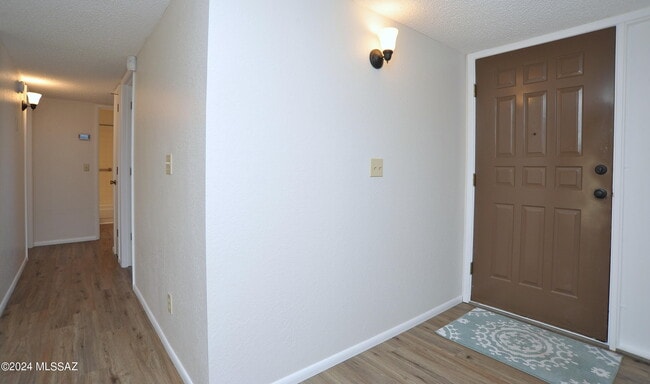 Building Photo - 3777 W Horizon Hills Dr