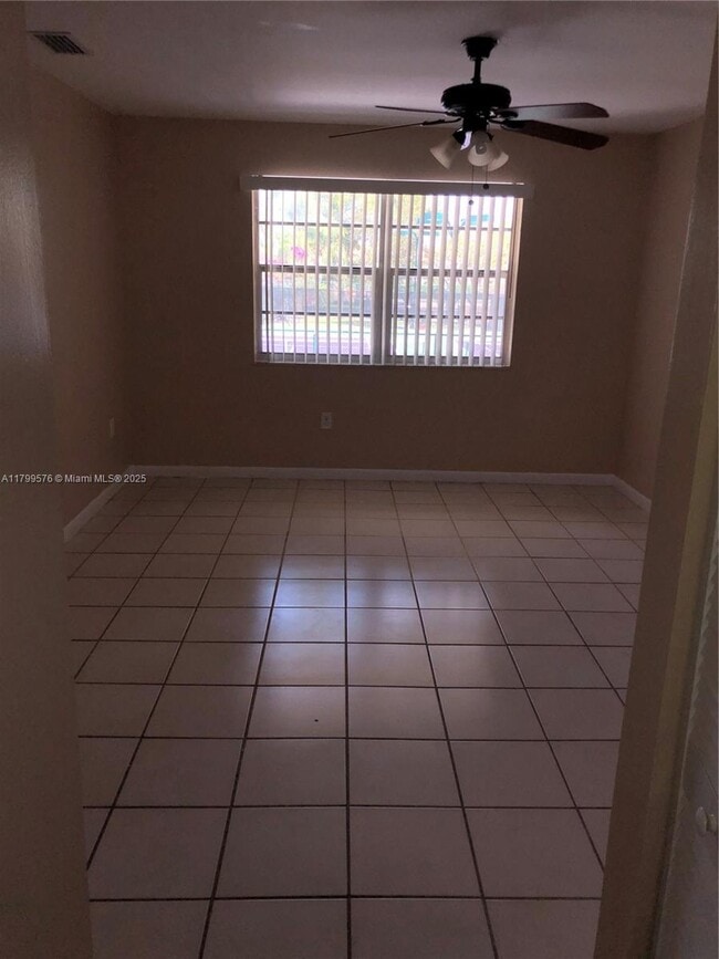 Building Photo - 15421 SW 81st Cir Ln