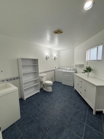 Building Photo - 7271 Wood Rd