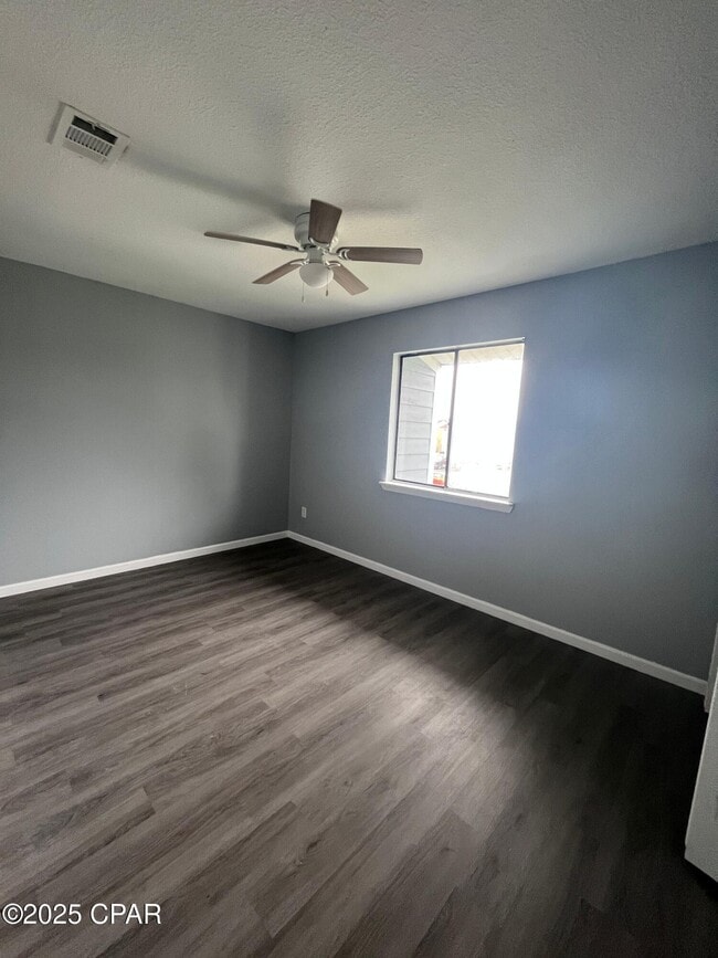 Building Photo - 144 Cheri Ln
