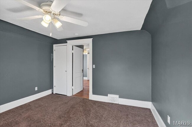 Building Photo - 221 Lebanon Ave