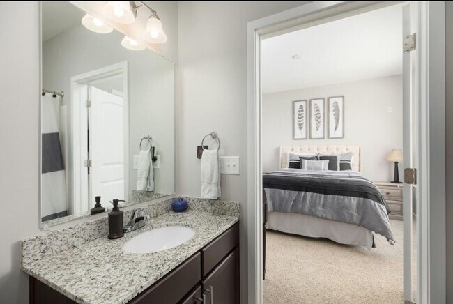 Building Photo - 1118 Litton Ave