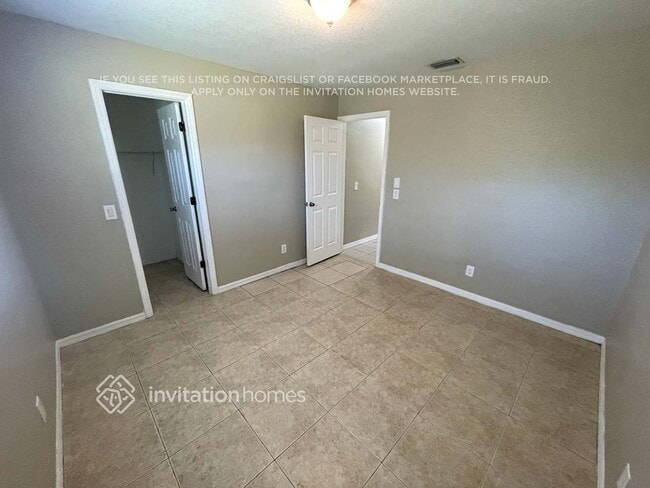 Building Photo - 1475 Paxton Terrace