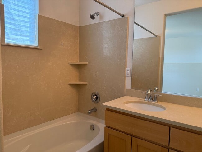 Building Photo - Adorable 4/3 Tri-Level Home - Rancho!  Ple...