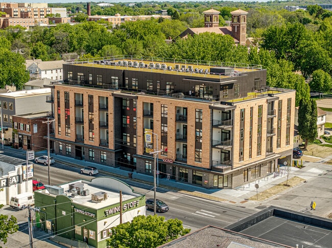 Building Photo - Vicino Apartments
