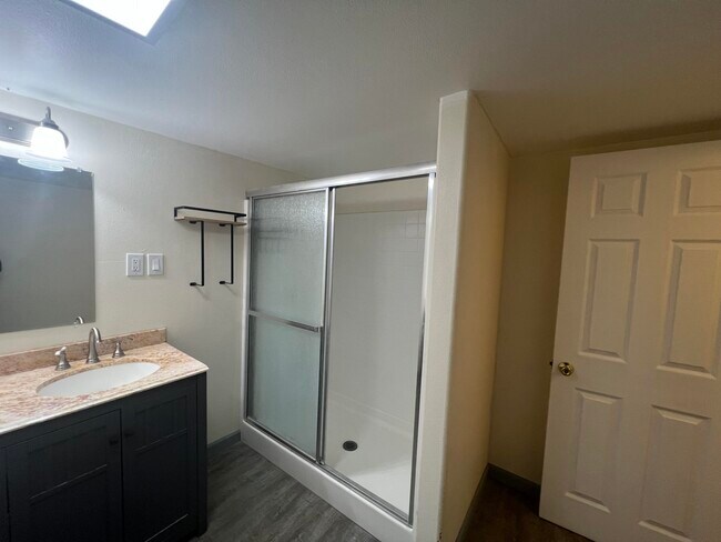 Building Photo - 69470 Midpark Dr