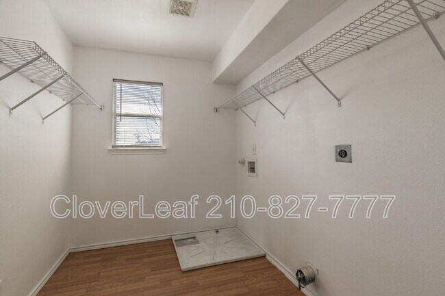 Building Photo - 3329 Bluebird Ridge Dr