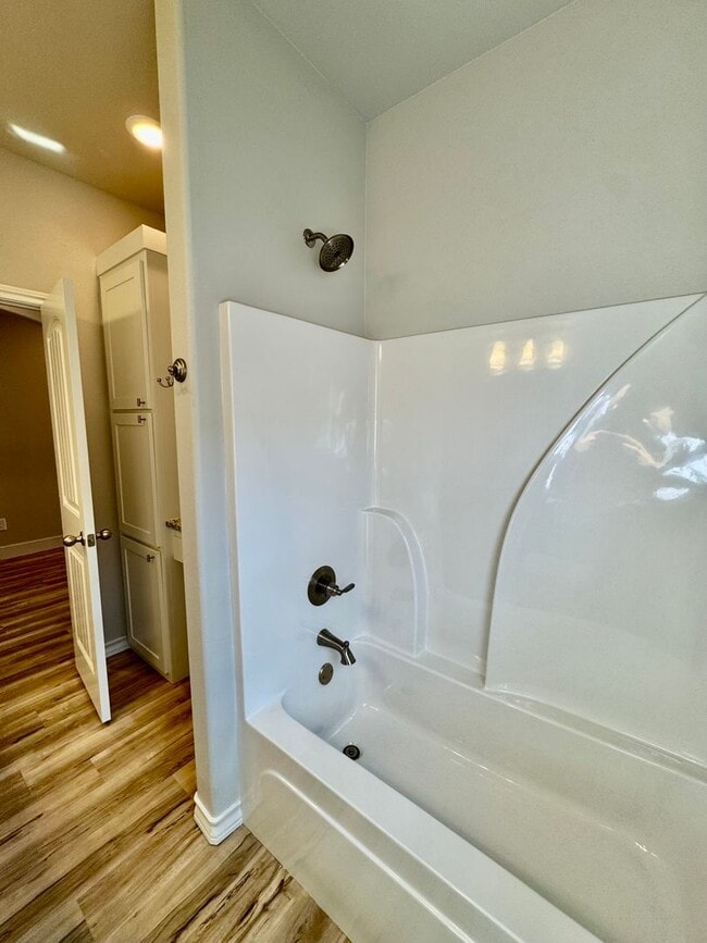 Building Photo - 4bed 2 bath - Frenship ISD