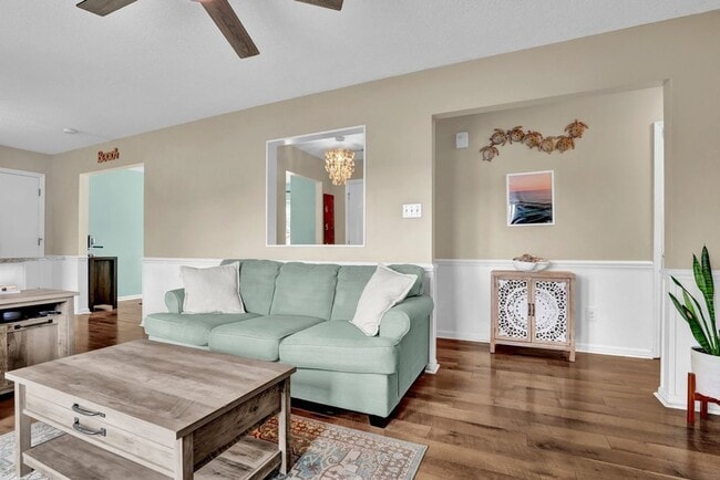 Building Photo - 1714 Old Folkstone Rd