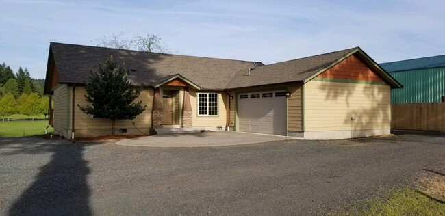 Building Photo - 28450 Pleasant Valley Rd