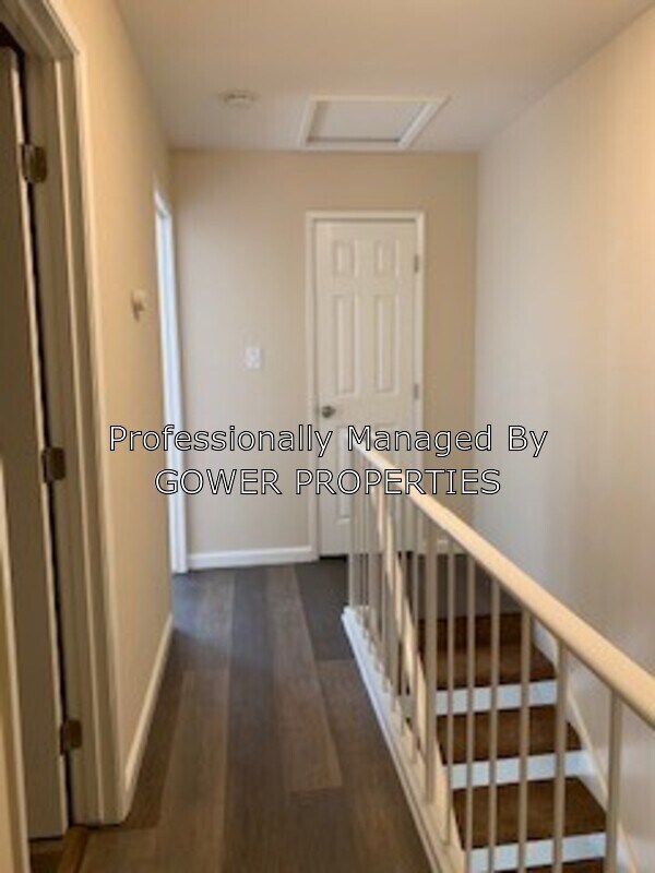 Building Photo - 3348 Landess Ave