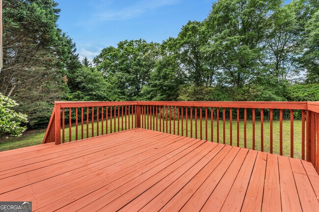 Building Photo - 1510 Twin Manor Dr