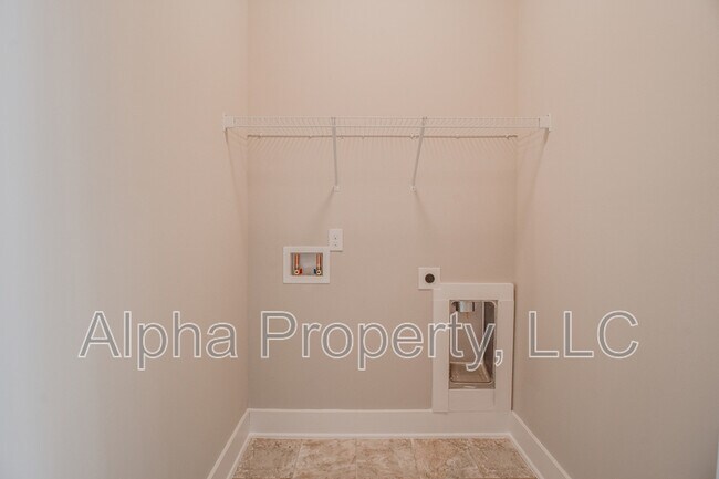 Building Photo - 316 Runion Lake Ct