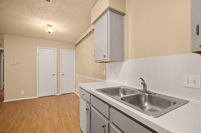 Building Photo - 3505 Rocky Hollow Trail