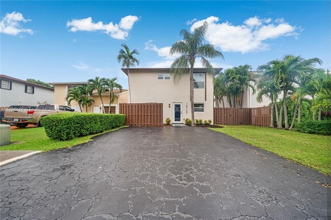 Building Photo - 14725 SW 107th Terrace