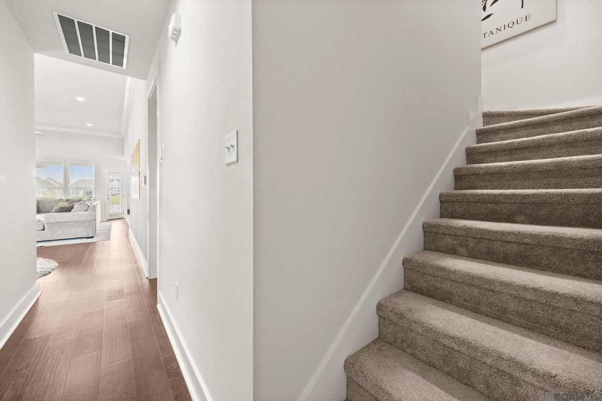 Building Photo - 3143 Canewood Ln