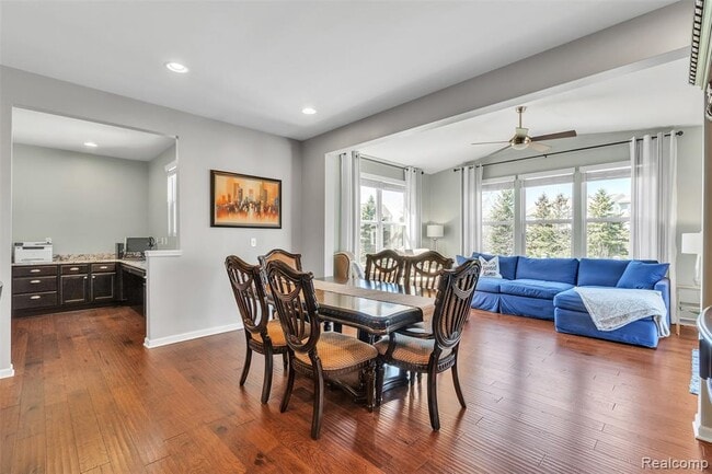 Building Photo - 15745 Diamante Dr
