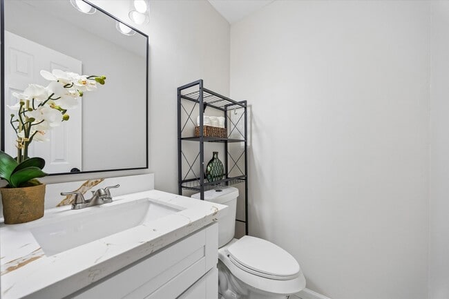 Building Photo - 8939 Gaylord Dr