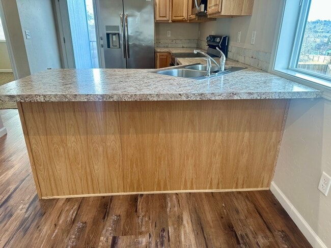 Building Photo - 1 Month FREE! Newer 3BD/2BA w/ Garage, Fenced Yard & A/C