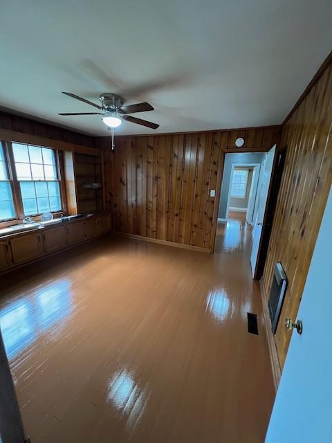 Building Photo - 3600 Lakewood Rd NW